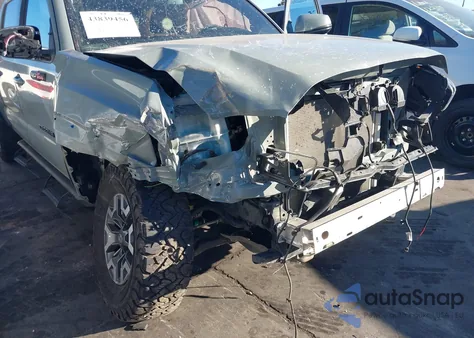 2023 Toyota Tacoma Trd Off Road z USA, uszkodzony, nr VIN 3TMDZ5BN7PM150918